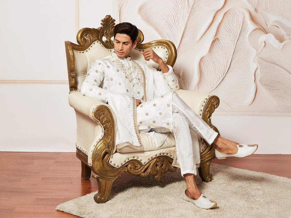 4 Ultimate Guide to Men's Dupatta Styles for the Wedding Season - vastramay