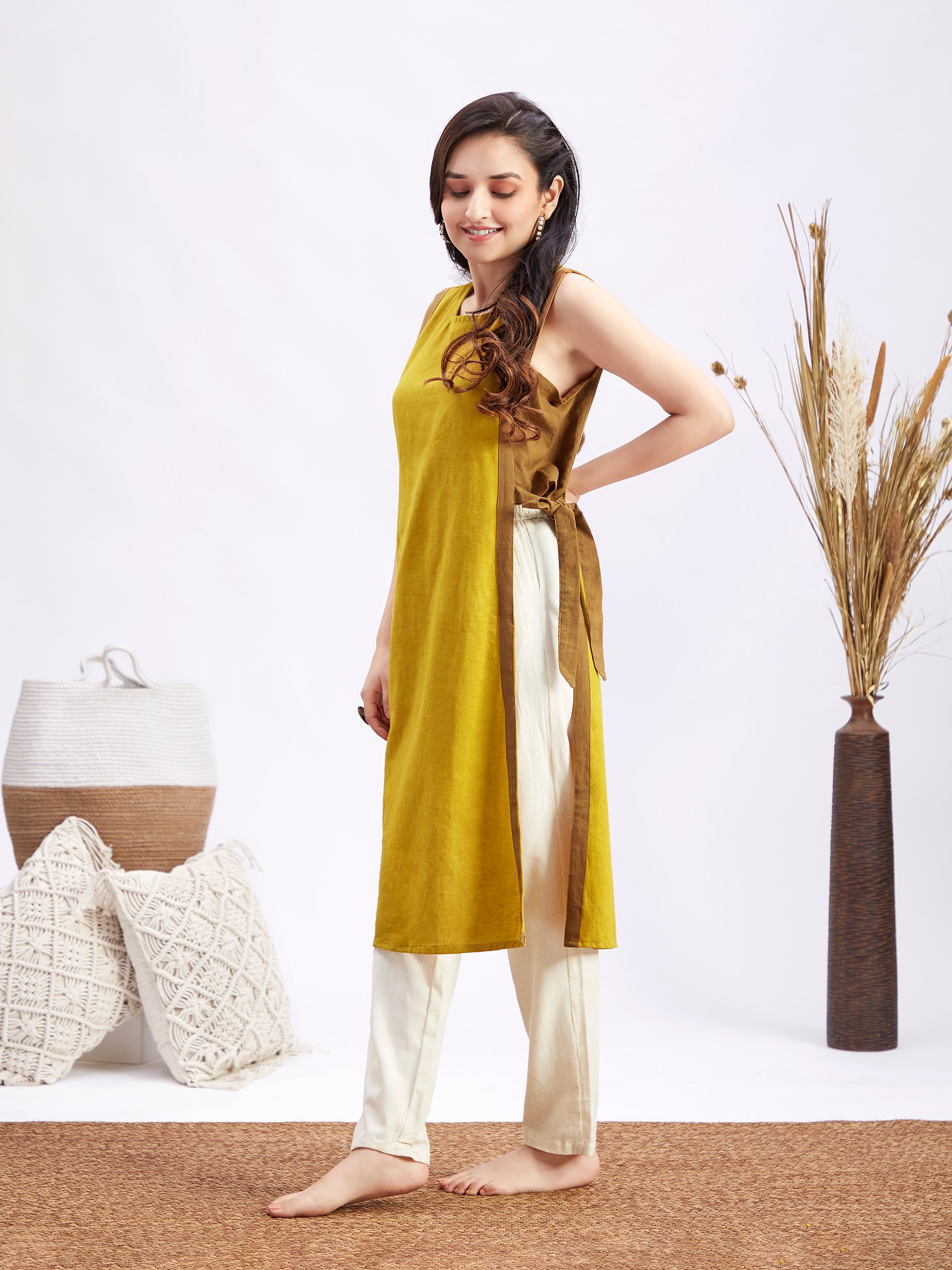 Women's Mustard Yellow Kurta Set