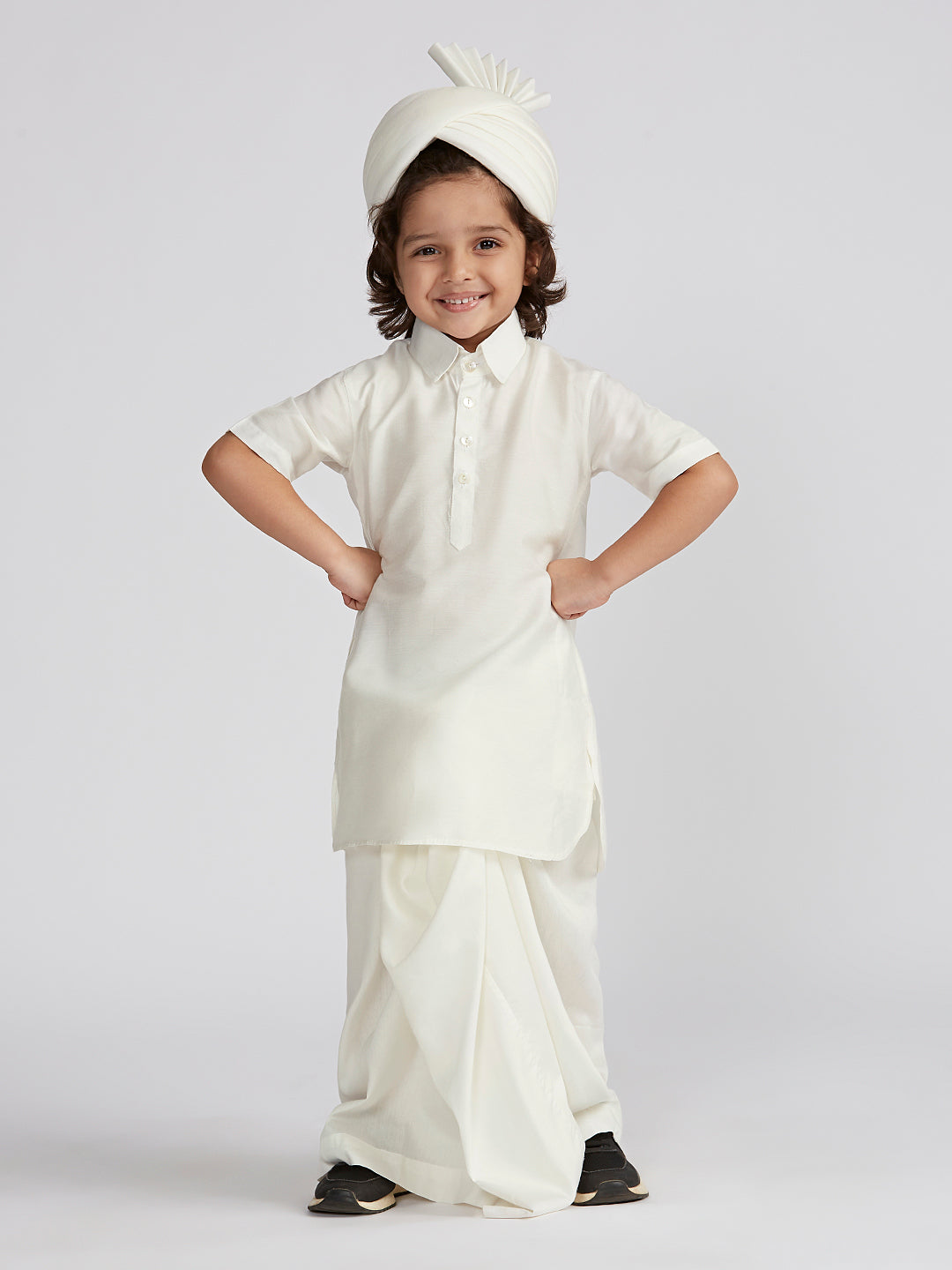 Boy's' White Viscose Kurta Lungi And Safa Set