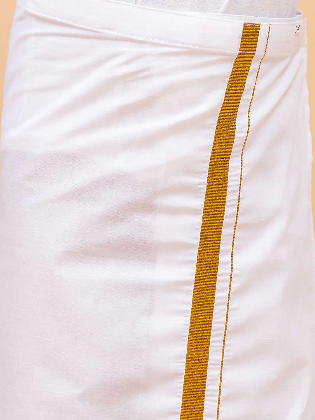 Boy's' Maroon And White Kurta With Mundu Set