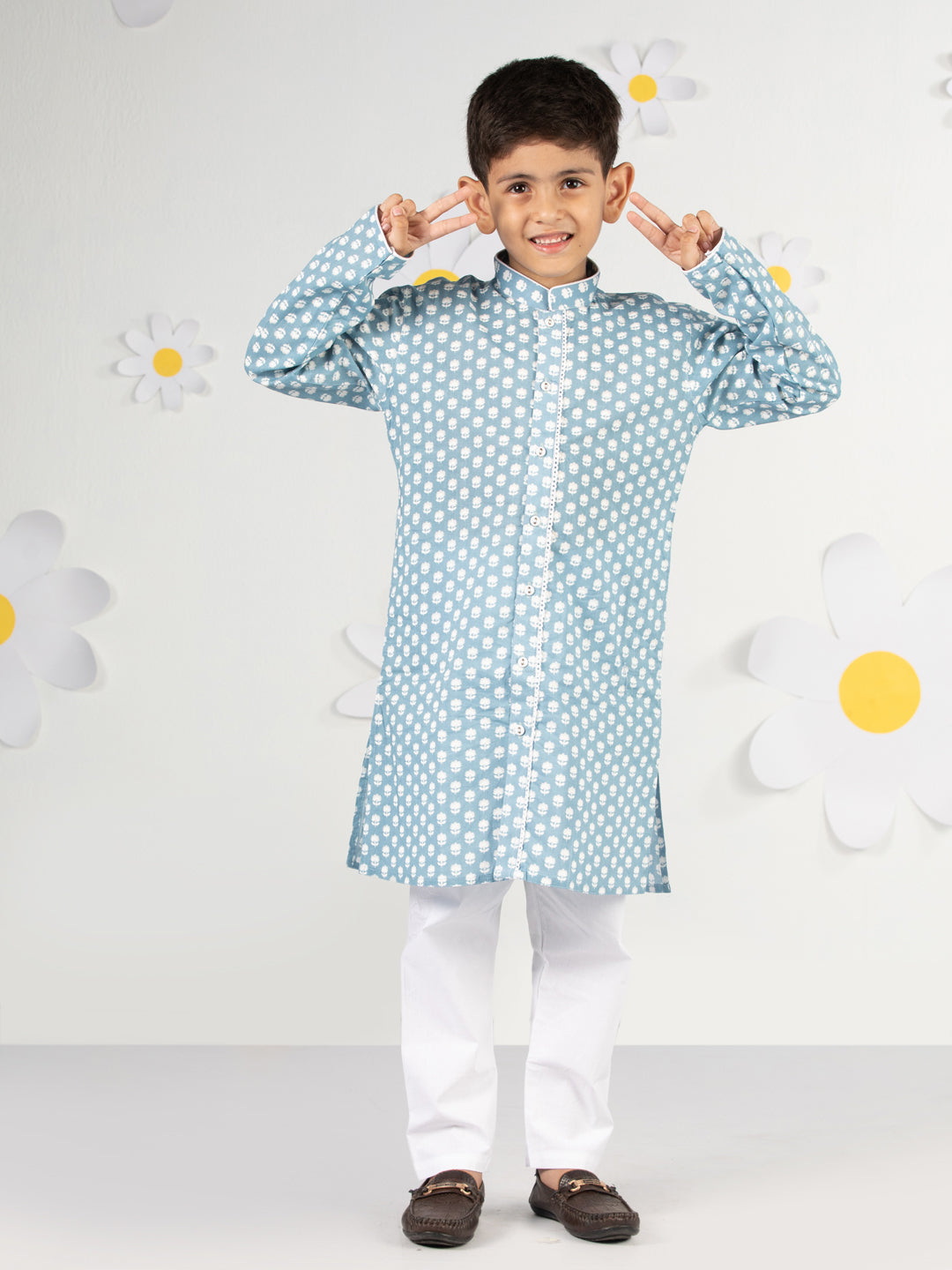 Boy's' Blue And White Kurta Pyjama Set