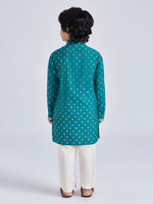 Boy's' Green And Cream Kurta Pyjama Set