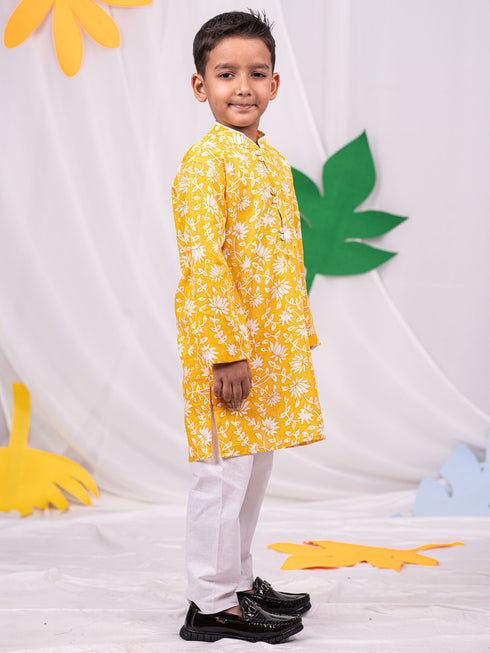 Boy's' Yellow And White Kurta And Pyjama Set