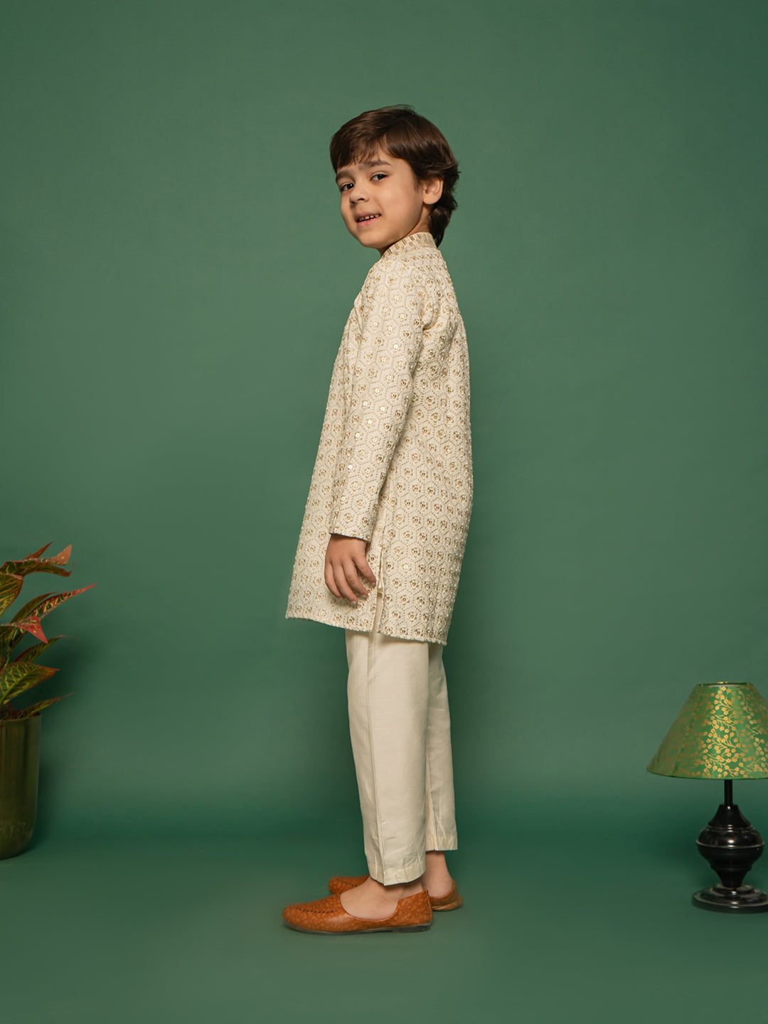 Boy's Off White Kurta And Pyjama Set