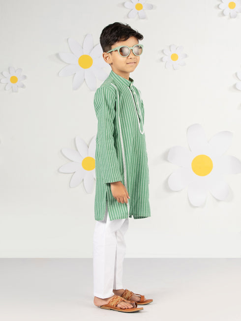 Boy's Green Kurta Pyjama Set With Kantha Work