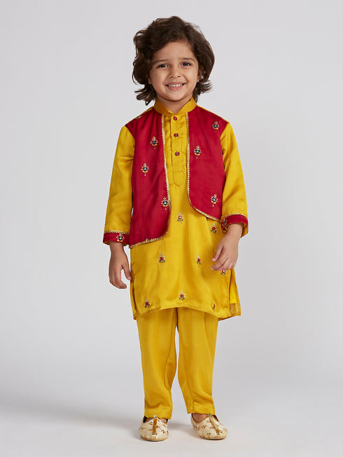 Boy's' Mustard Kurta And Pyjama Set