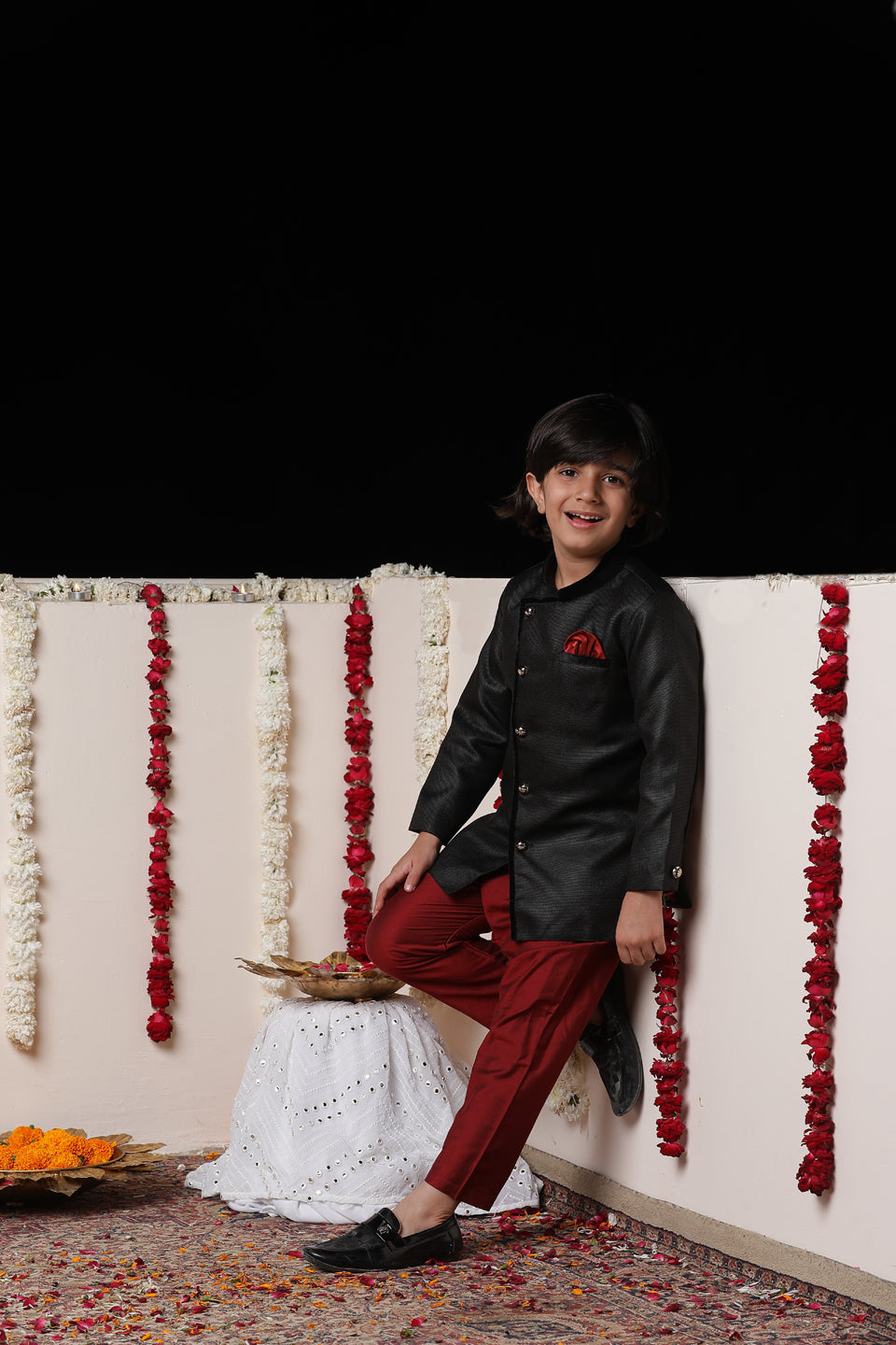 Boy's' Black Cotton Blend Sherwani And Pyjama Set