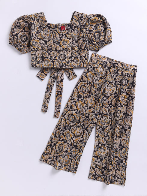 Girl's Black Cotton Clothing Set With Kalamkari Print