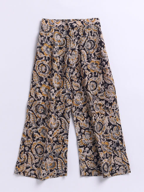 Girl's Black Cotton Clothing Set With Kalamkari Print