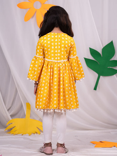 Girl's Yellow Printed Ruffle Kurta With Leggings Set