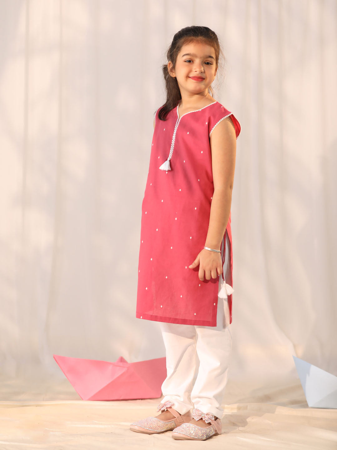 Girl's' Pink Kurta Leggings Set