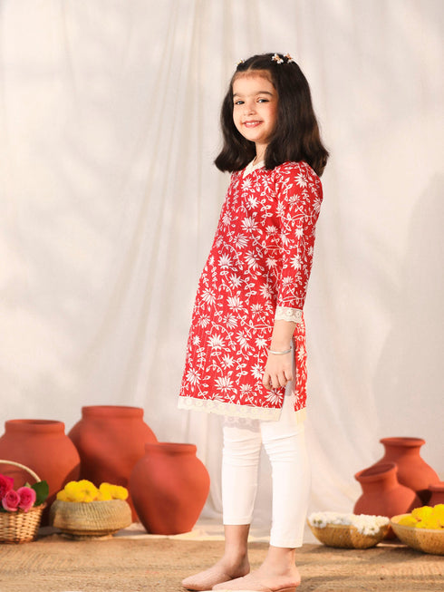 Girl's' Red Kurta Leggings Set