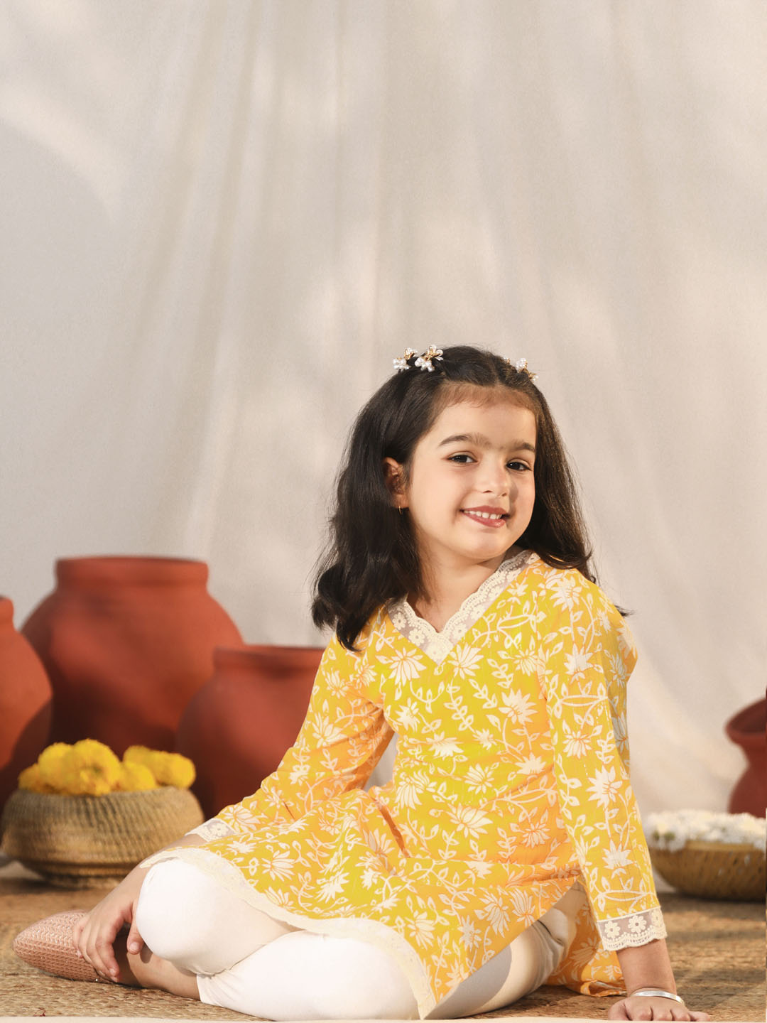 Girl's' Yellow Kurta Leggings Set