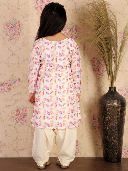Girl's' White Floral Printed Linen Kurta And Cream Patiala Set