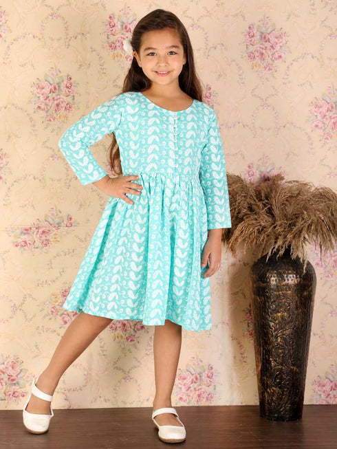 Girl's Green Pure Cotton Chikankari Kurta