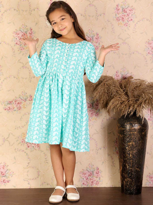 Girl's Green Pure Cotton Chikankari Kurta