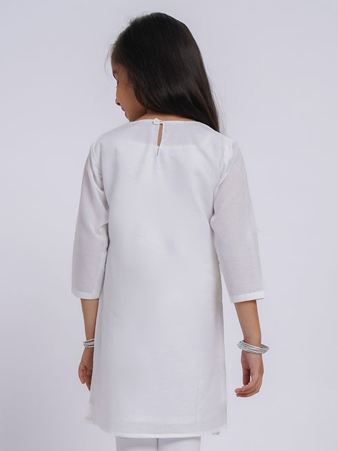 Girl's' White Only Kurta