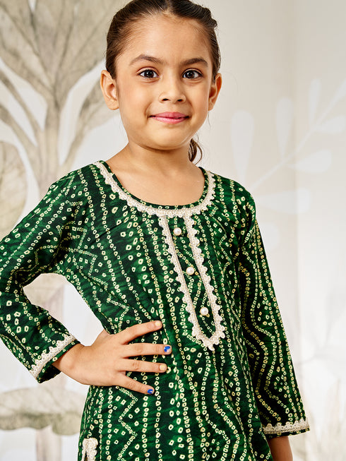 Girl's Green Bandhani Kurta Patiala Set
