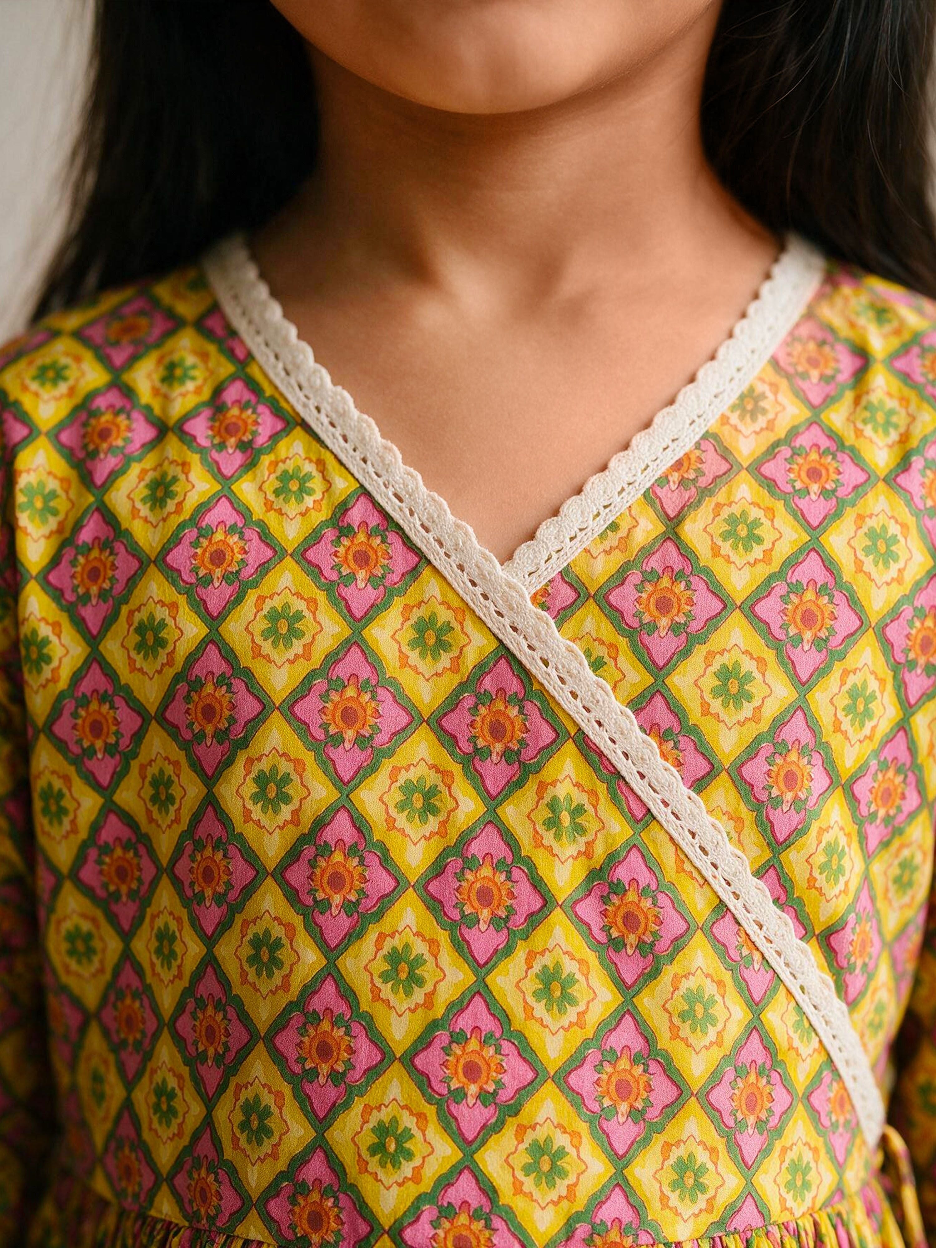 Girls Mustard Cotton Geometric Print Thigh Length Kurta