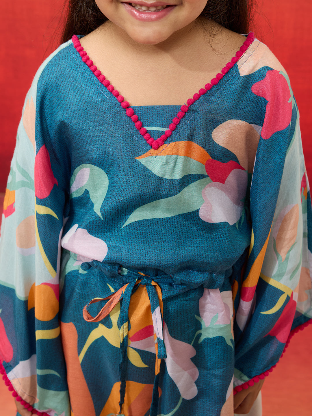 Vastramay Girls' Blue Cotton Kurta with Pyjama Set