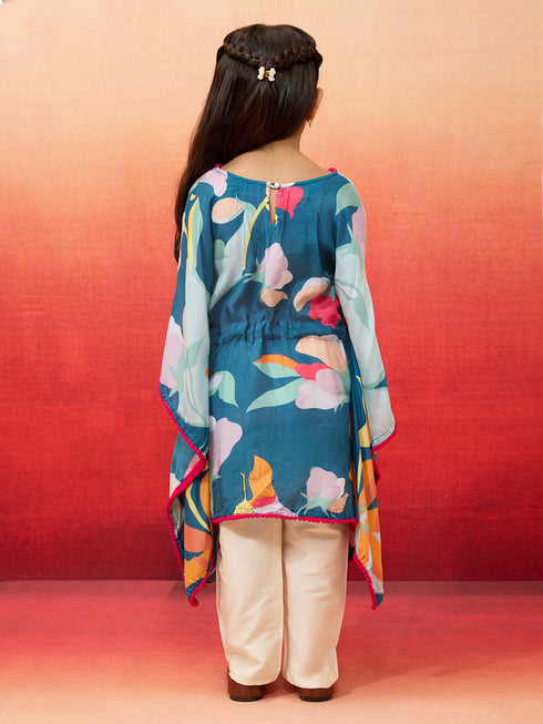 Vastramay Girls' Blue Cotton Kurta with Pyjama Set