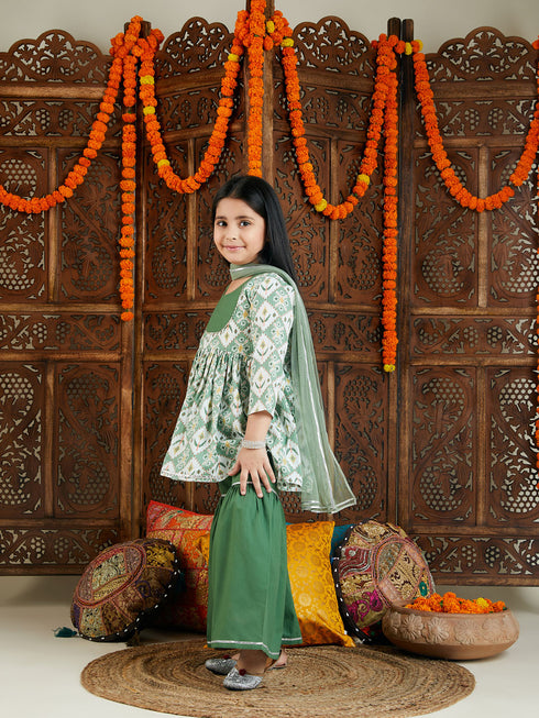 Girl's Green Ikkat Print Sarara Set