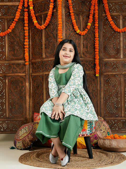 Girl's Green Ikkat Print Sarara Set