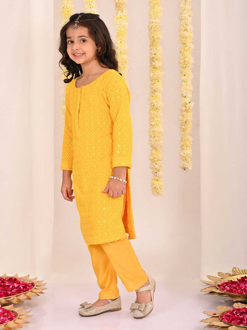 Girl's' Yellow Embellished Kurta Pyjama Set