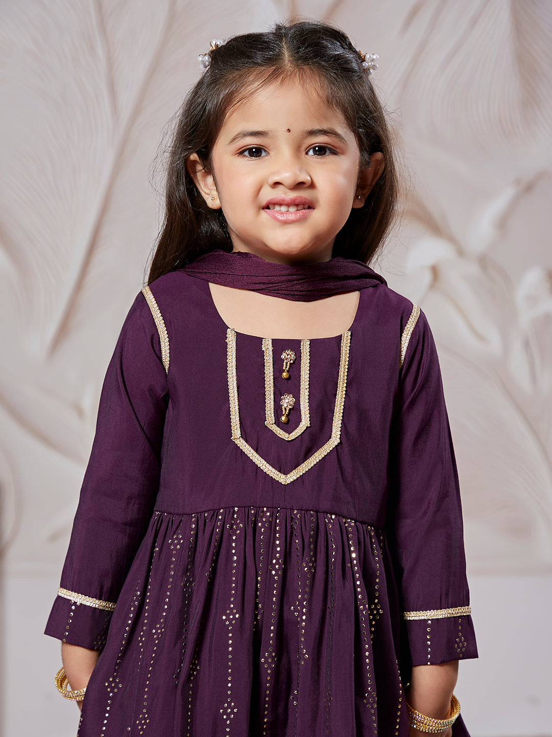 Girl's' Purple Kurta Set With Dupatta