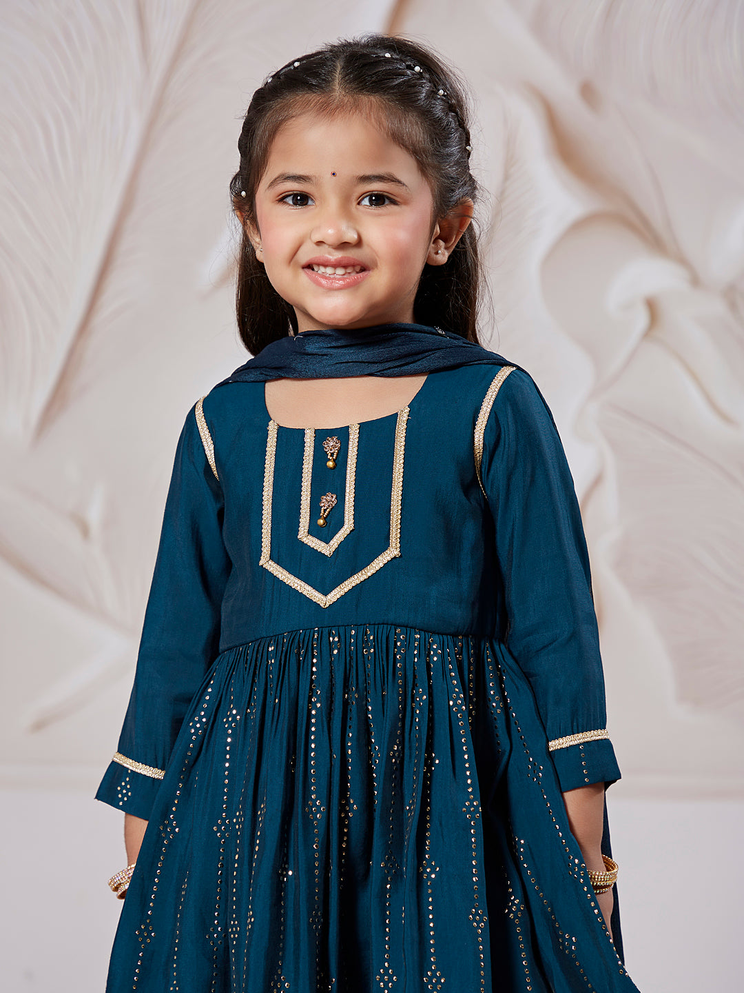 Girl's' Turquoise Kurta Set With Dupatta