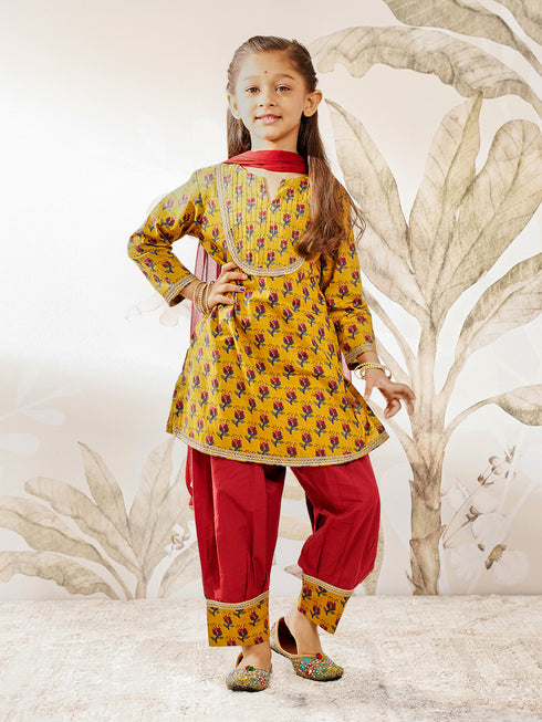 Girl's Tween Mustard Floral Kurta Patiala Set With Dupatta