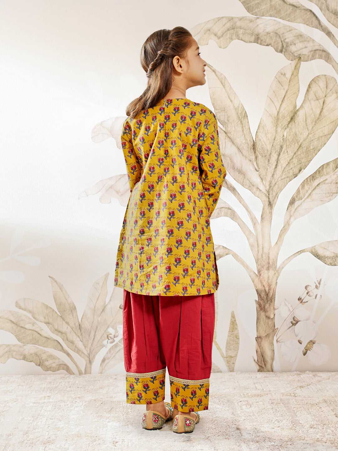 Girl's Tween Mustard Floral Kurta Patiala Set With Dupatta