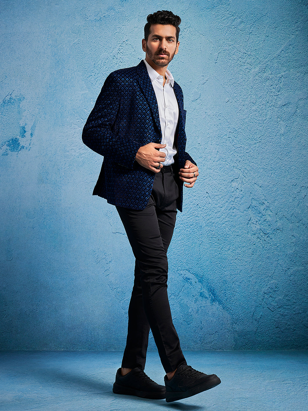 Men's Blue Velvet Blazer