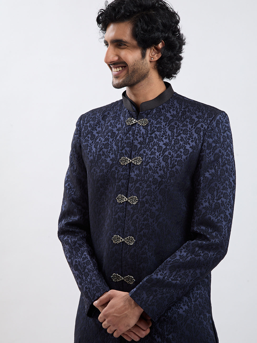 Men's Navy Blue And Black Viscose Sherwani Set