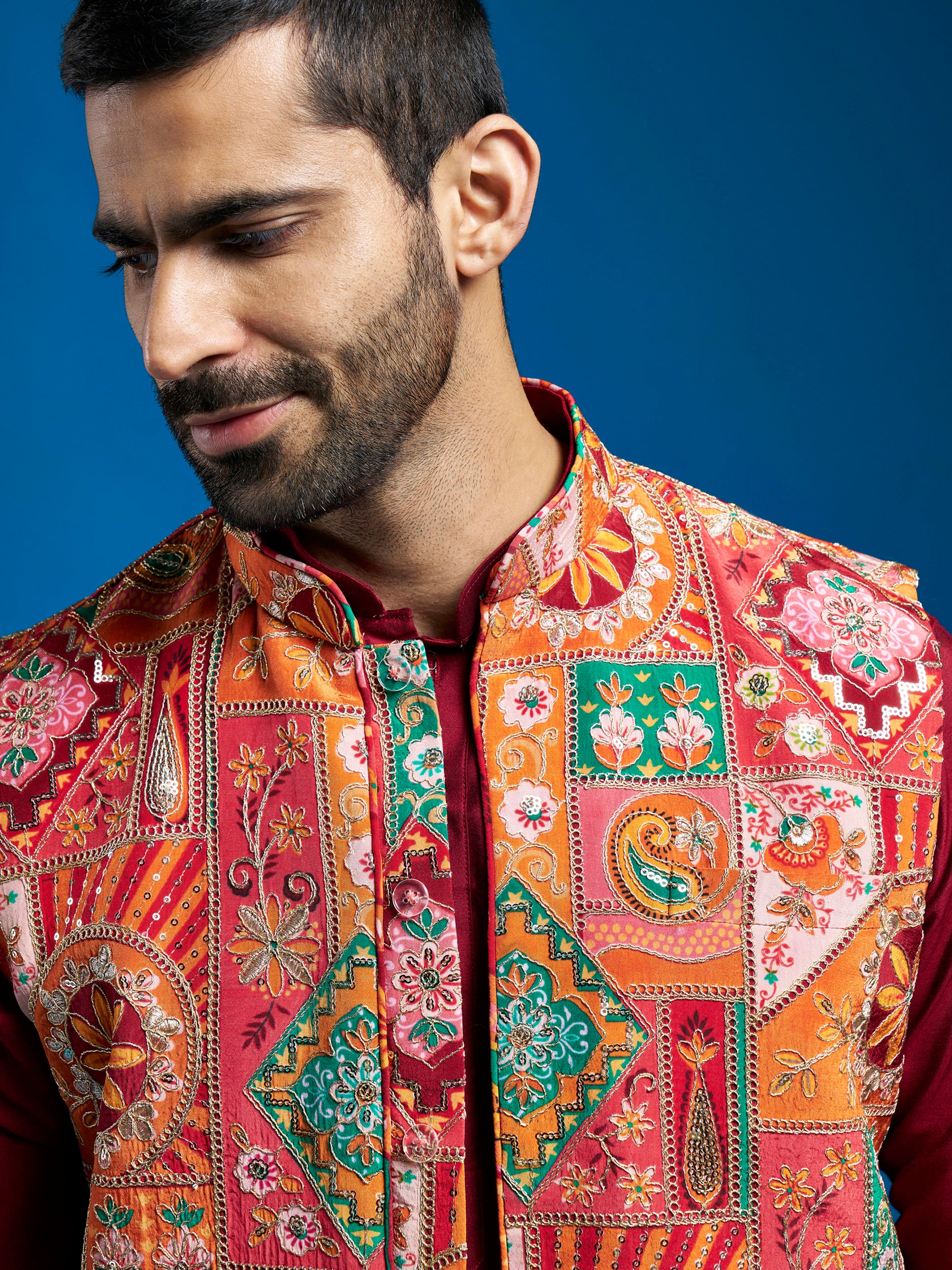 Men's Maroon Viscose Jacket,Kurta And Pyjama Set.
