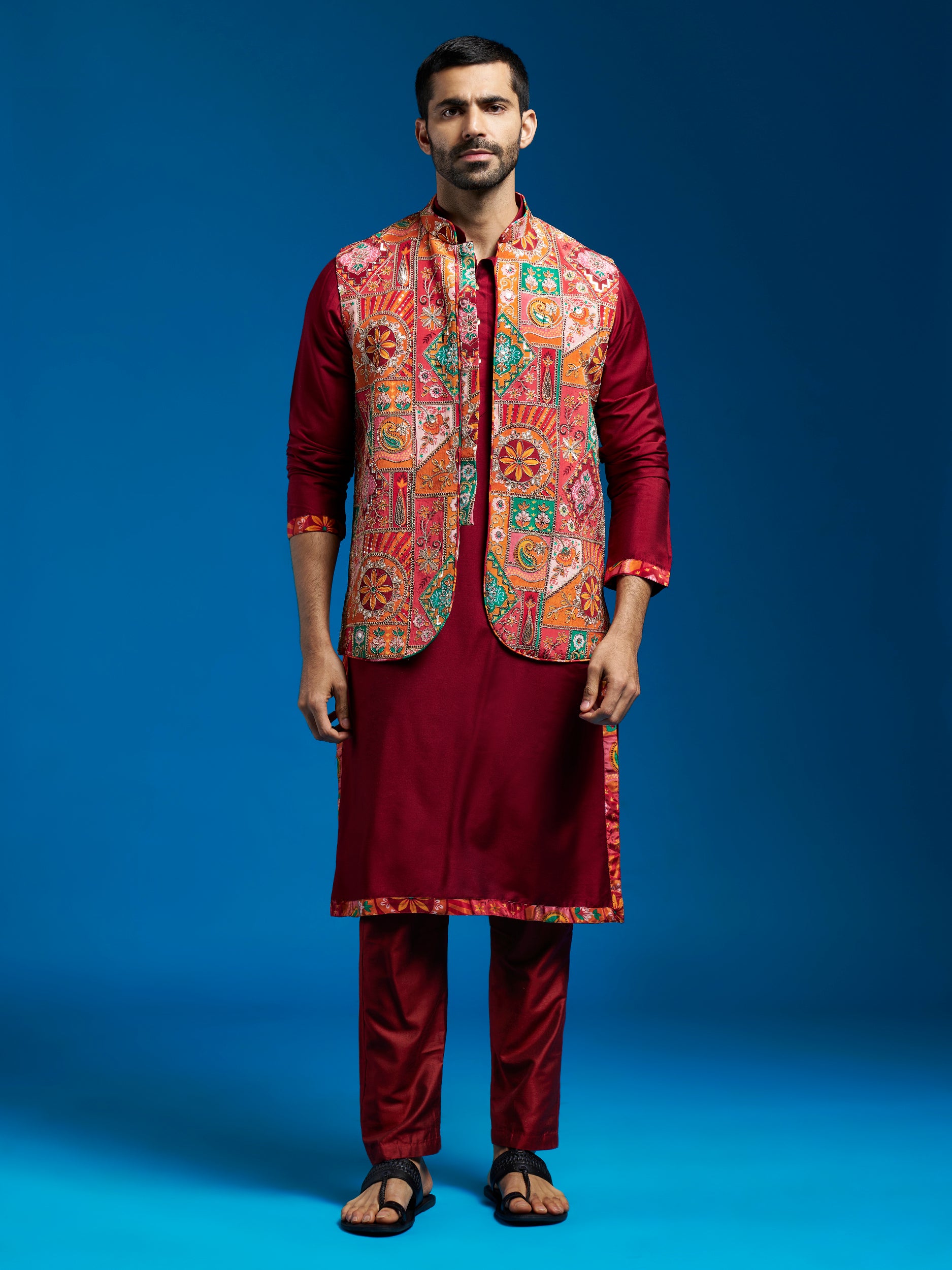 Men's Maroon Viscose Jacket,Kurta And Pyjama Set.