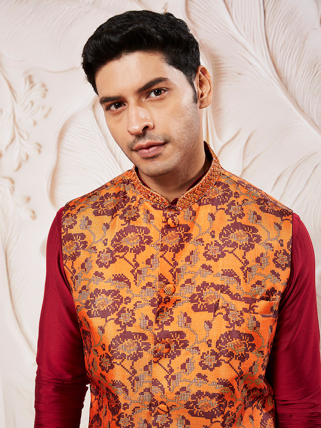 Men's Maroon Silk Blend Jacket,Kurta And Pyjama Set.