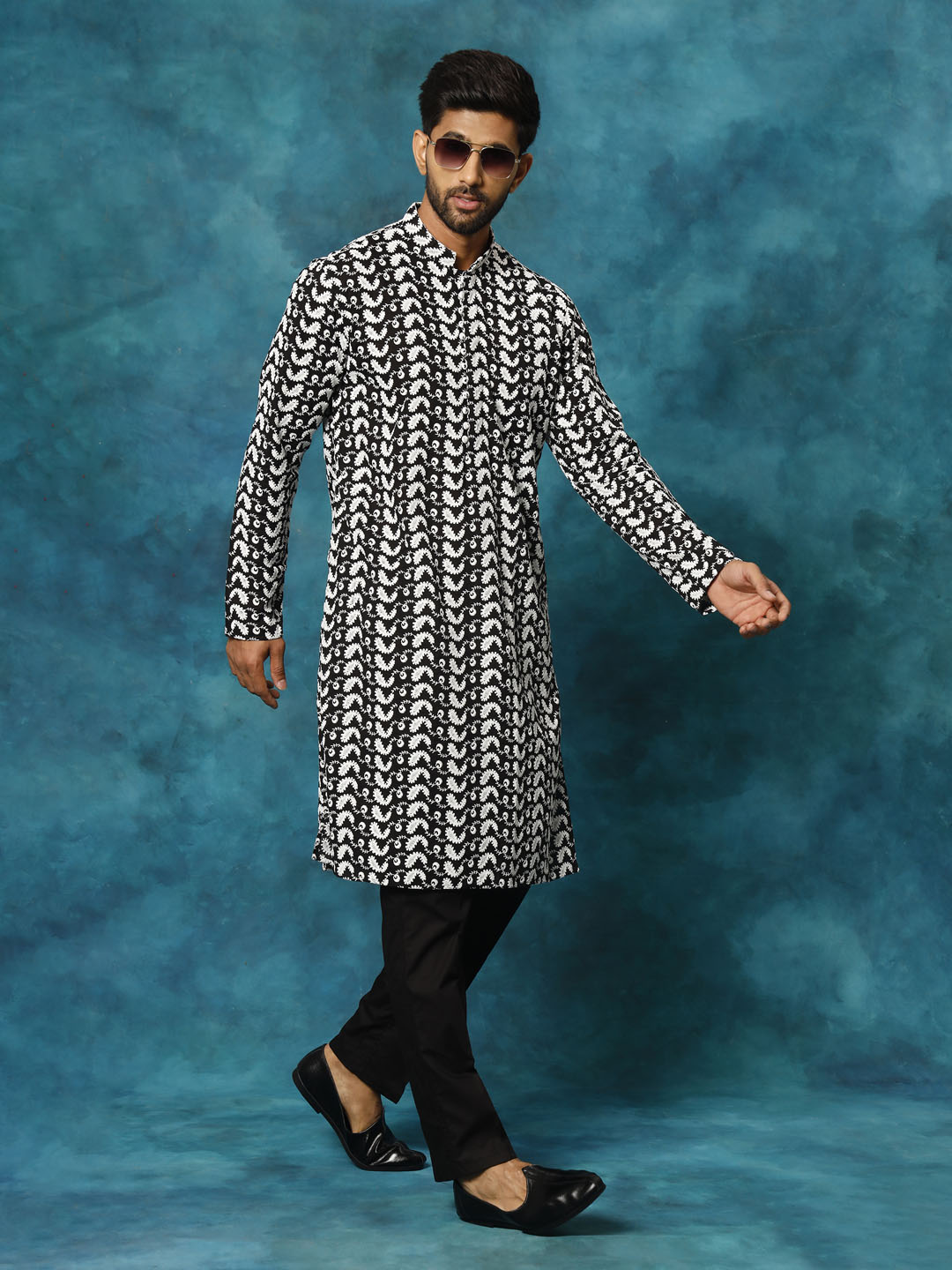 Men's Black Pure Cotton Chikankari Kurta Pyjama Set