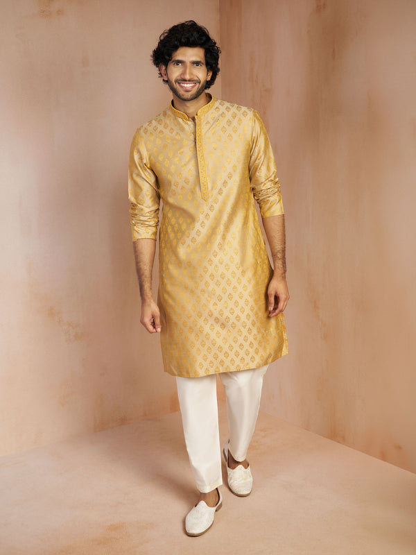 men’s kurta set
