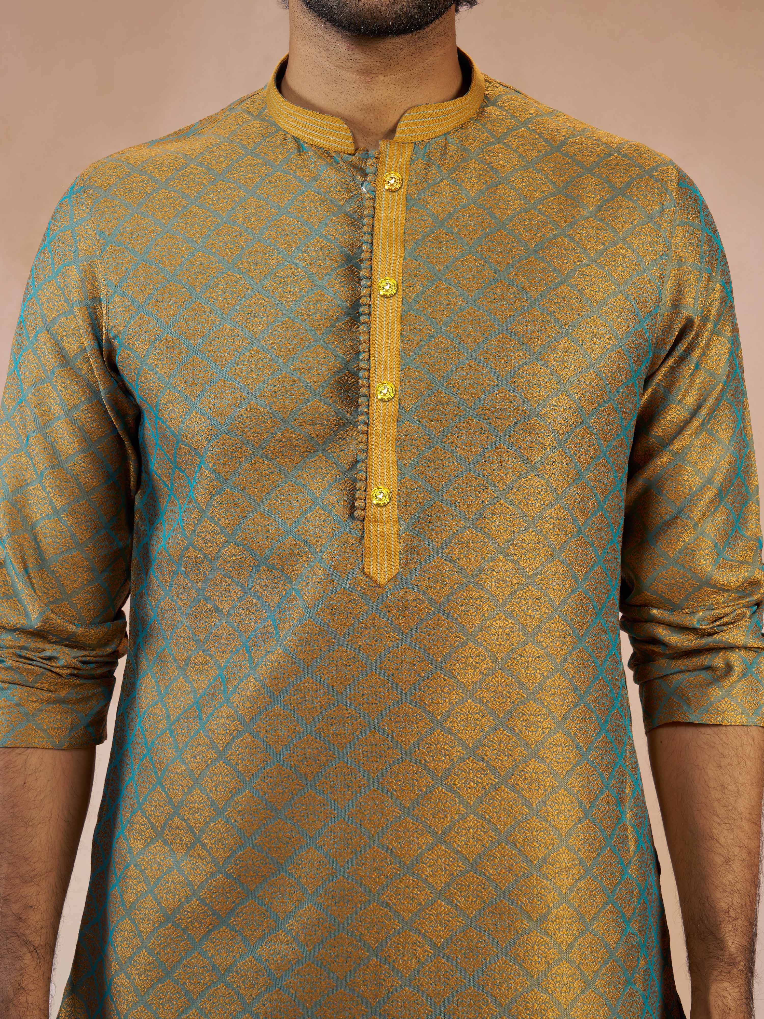 men’s kurta set