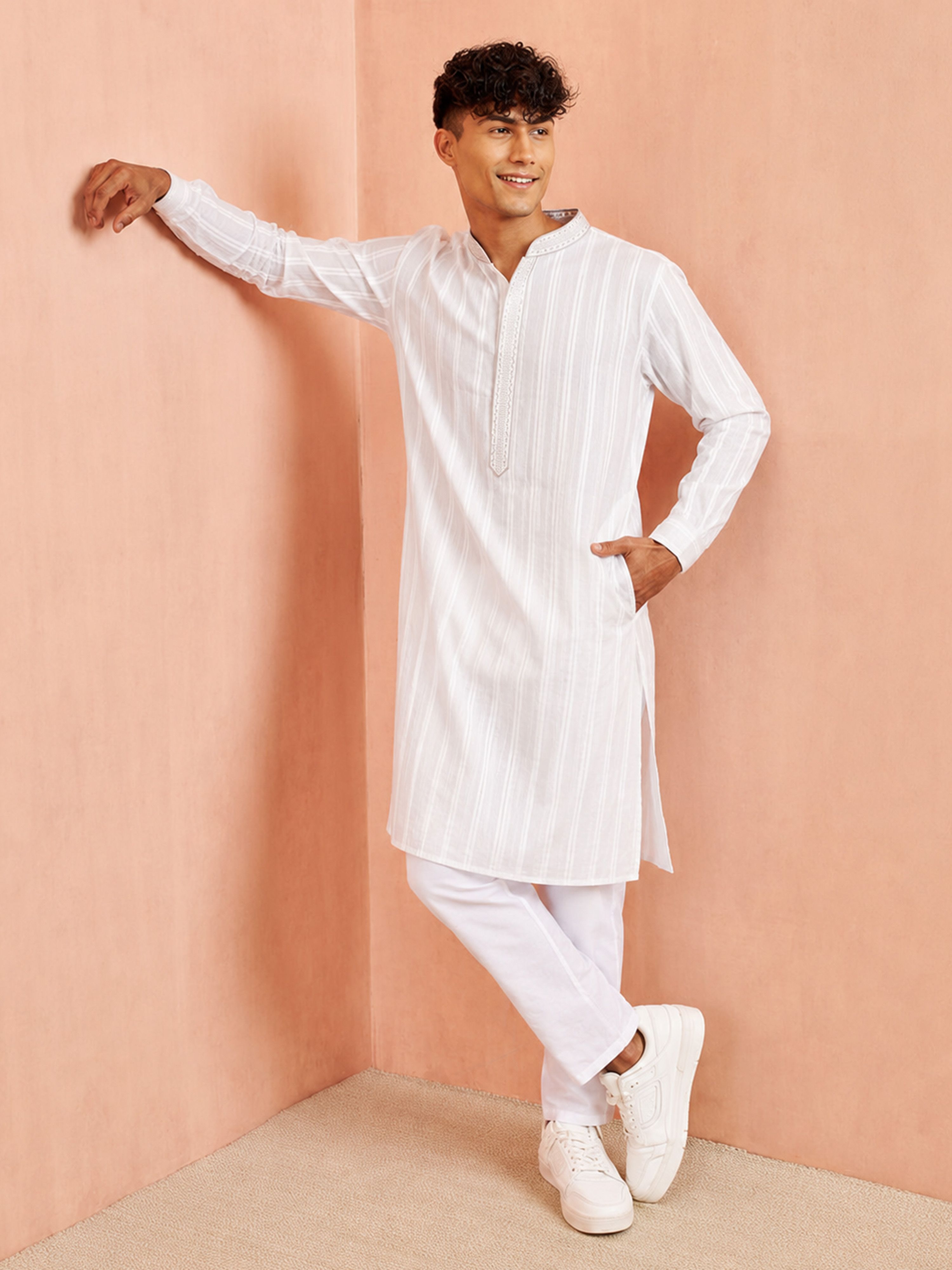 Men's White Cotton Embroidered Above Knee Kurta