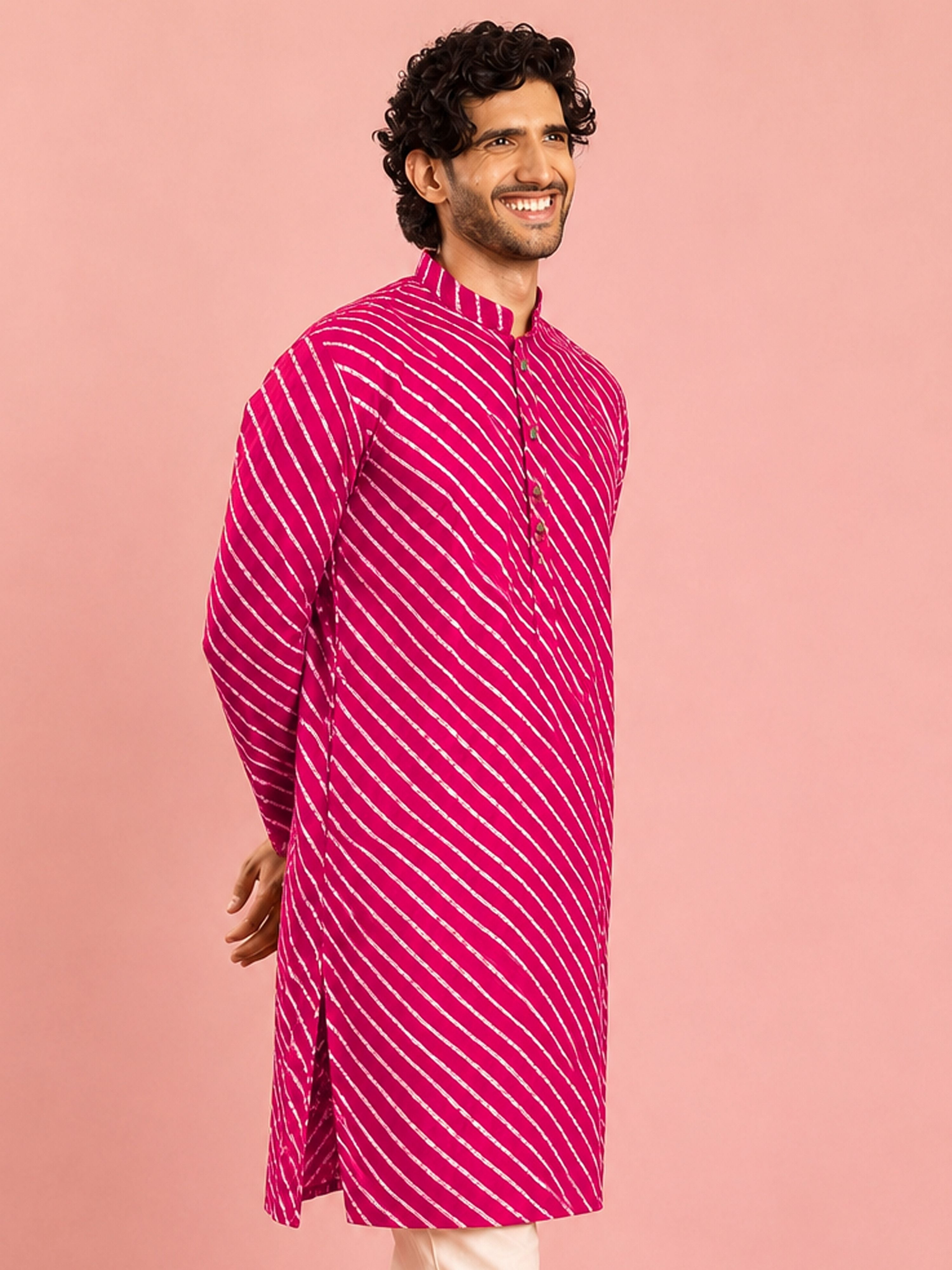 Men's Fuchsia Rayon Digital Print Knee Length Kurta