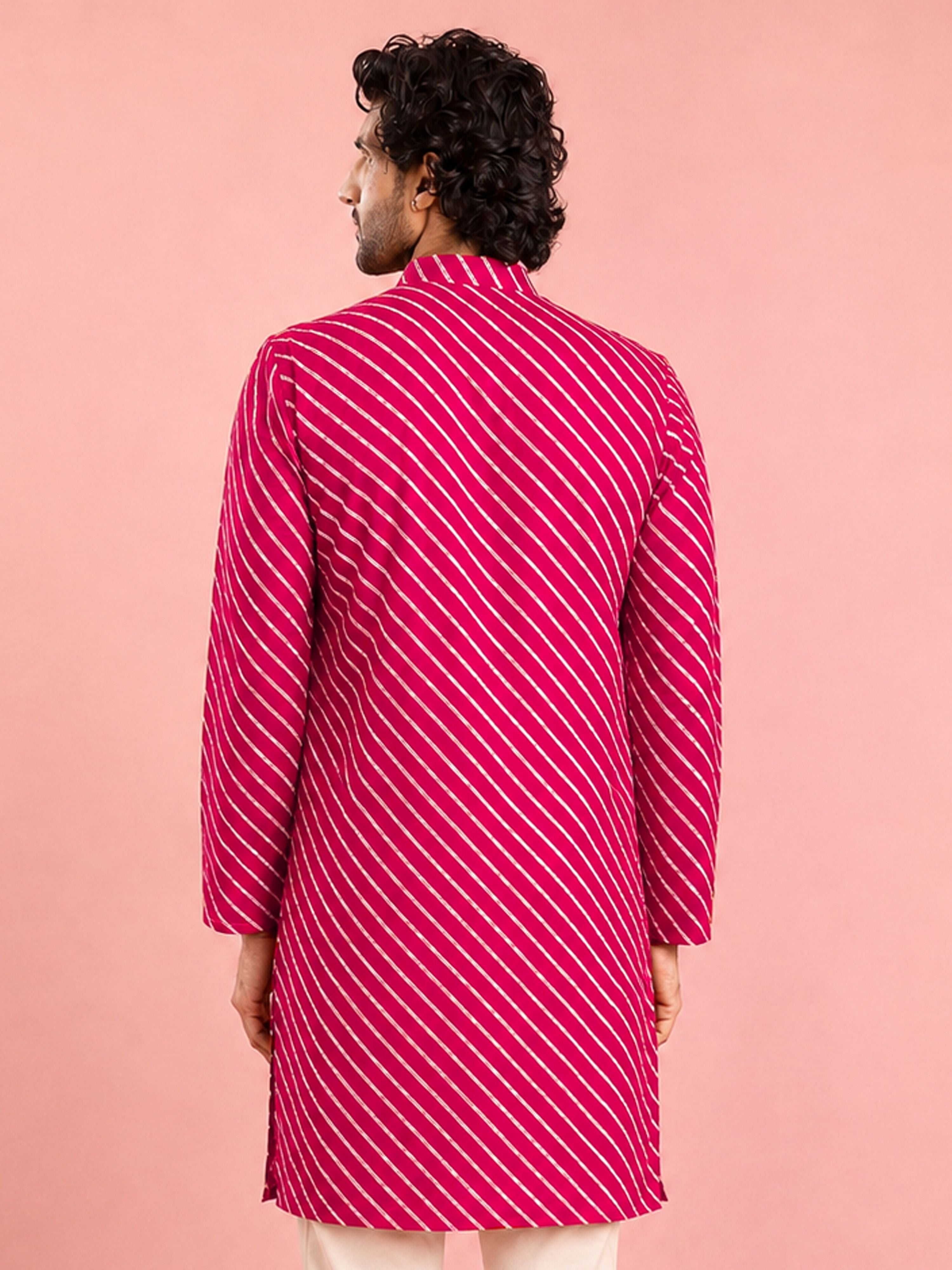 Men's Fuchsia Rayon Digital Print Knee Length Kurta