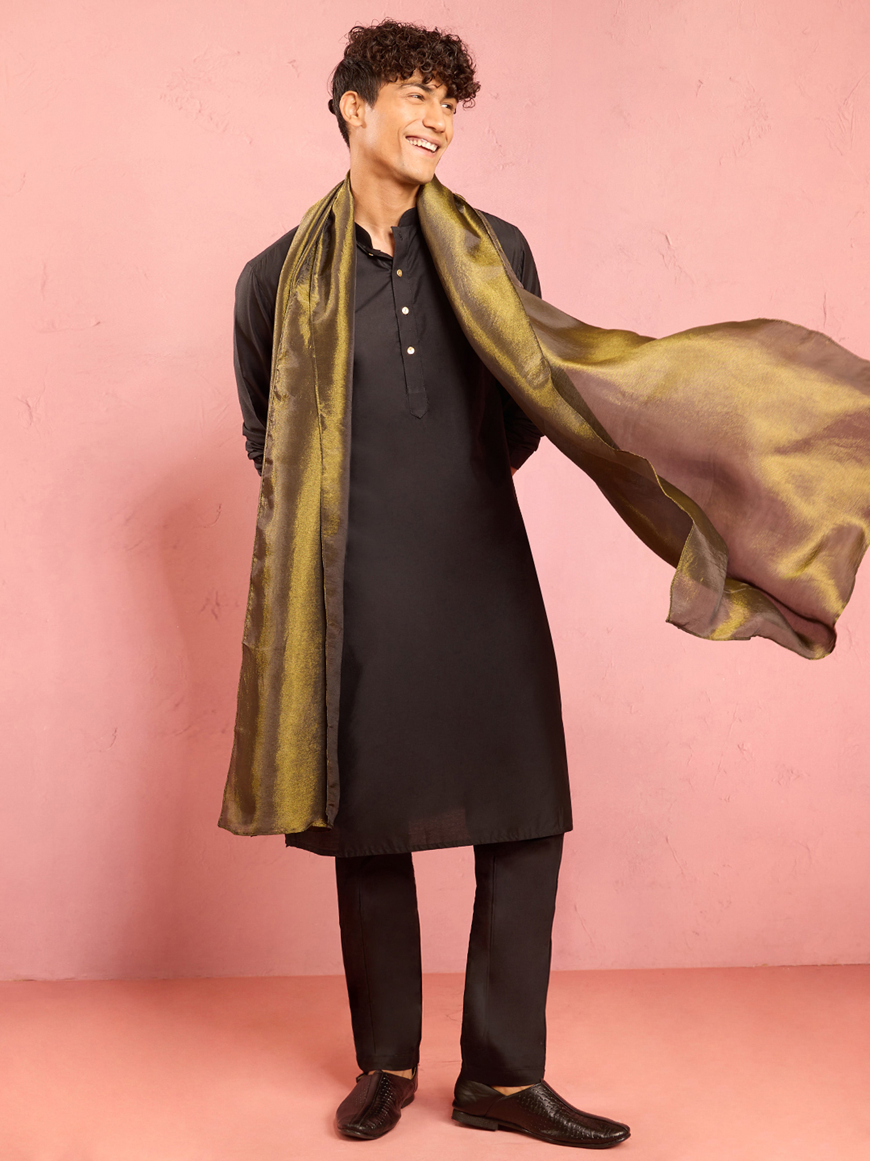 Men's Black Silk Blend Kurta with Pant Pyjama & Mehendi Green Dupatta Set