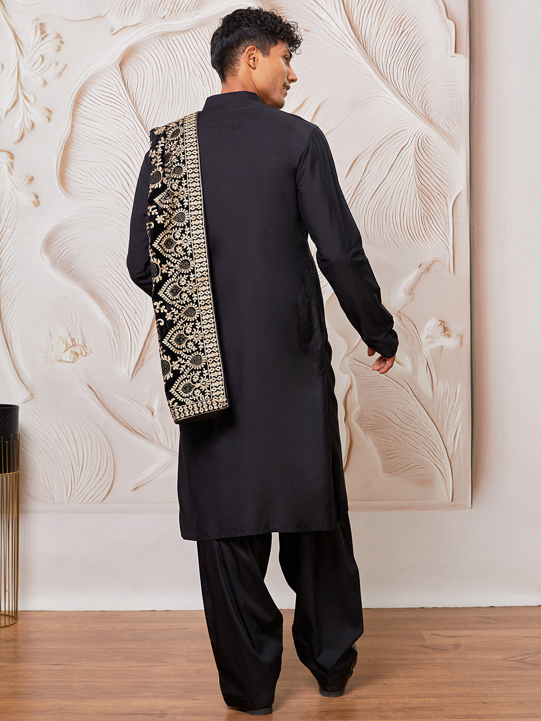 Men's Black Viscose Kurta,Patiala And Dupatta Set.