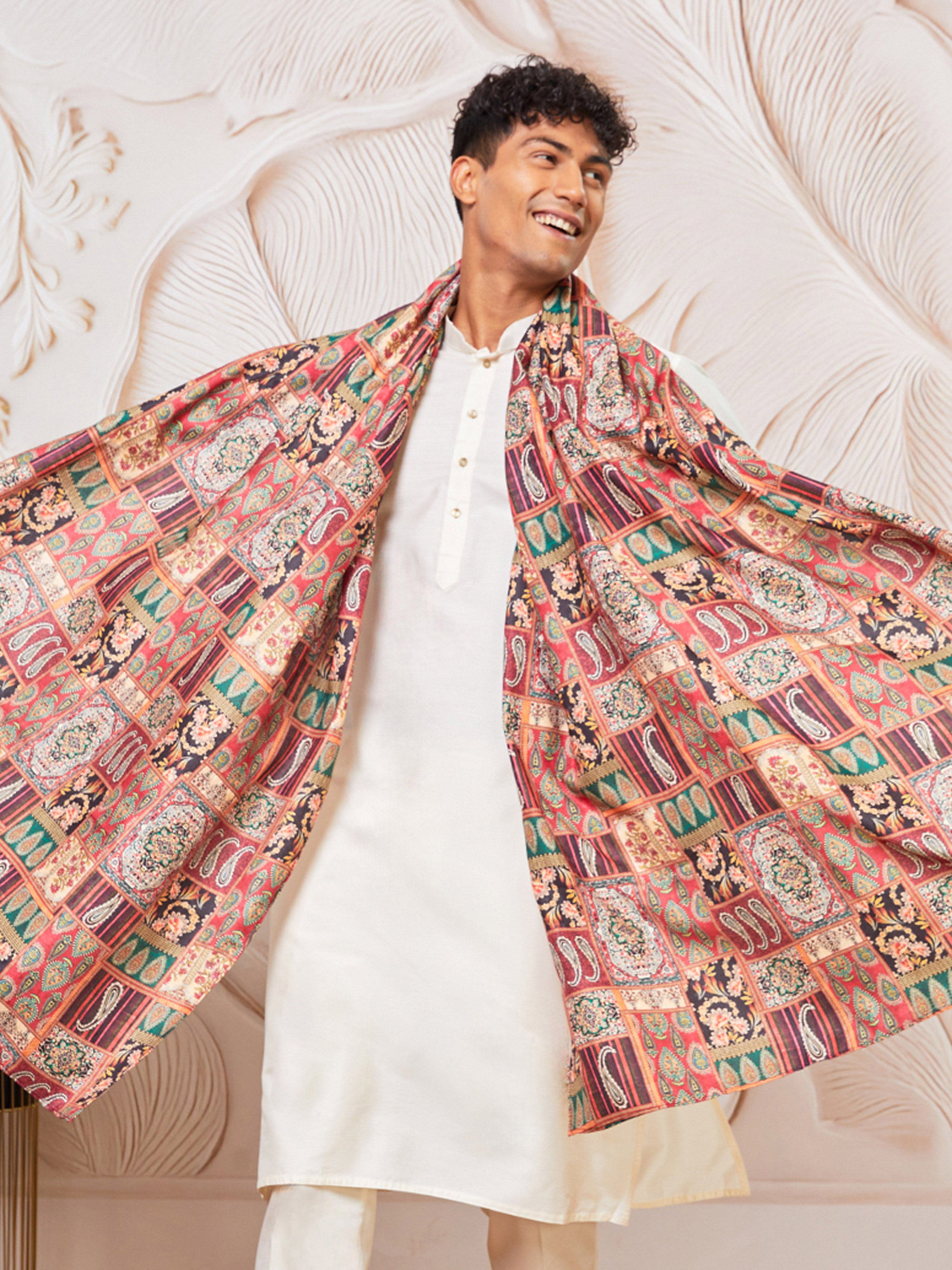 Men Cream Solid Silk Blend Kurta with Multicolour Paisley Print Dupatta Set