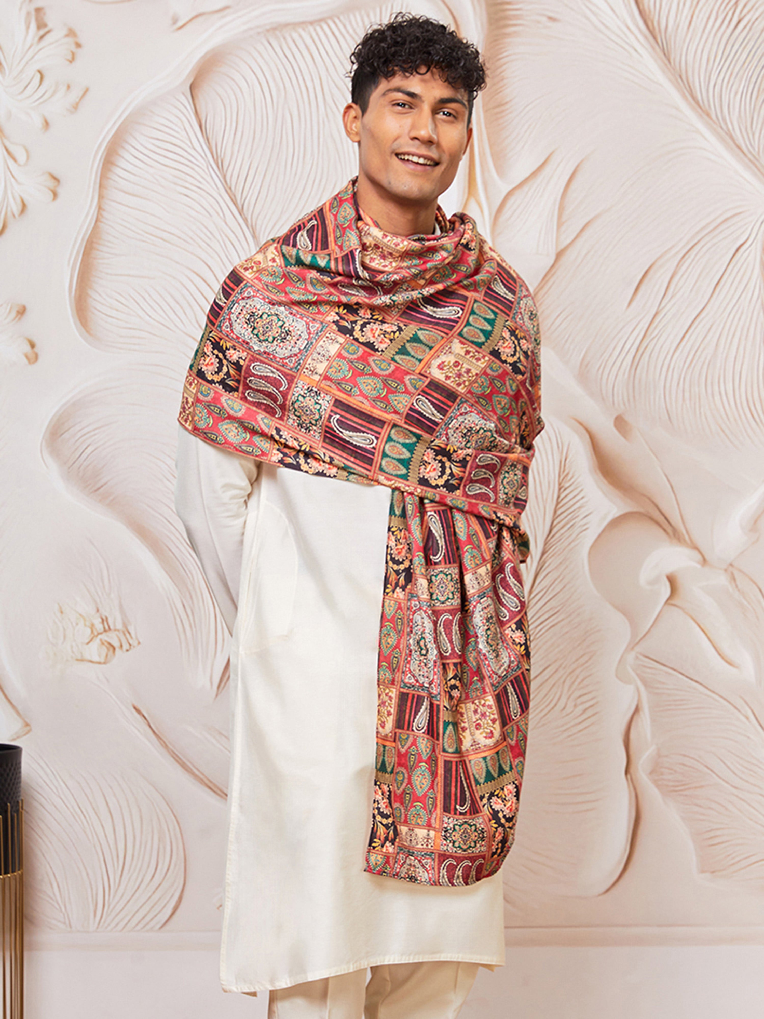 Men Cream Solid Silk Blend Kurta with Multicolour Paisley Print Dupatta Set