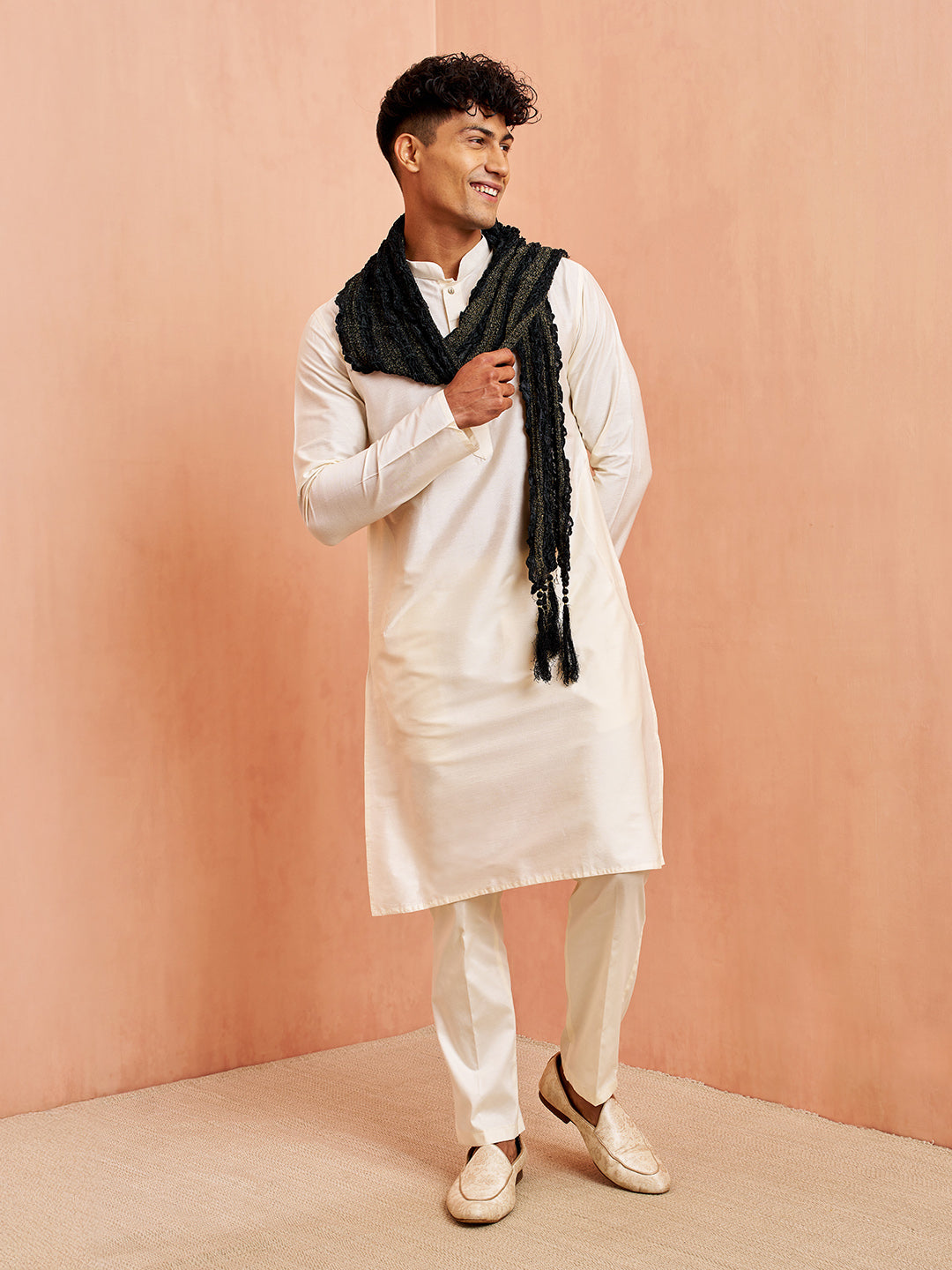 Men Cream Kurta with Solid Bottom & Black Crushed Festive Dupatta