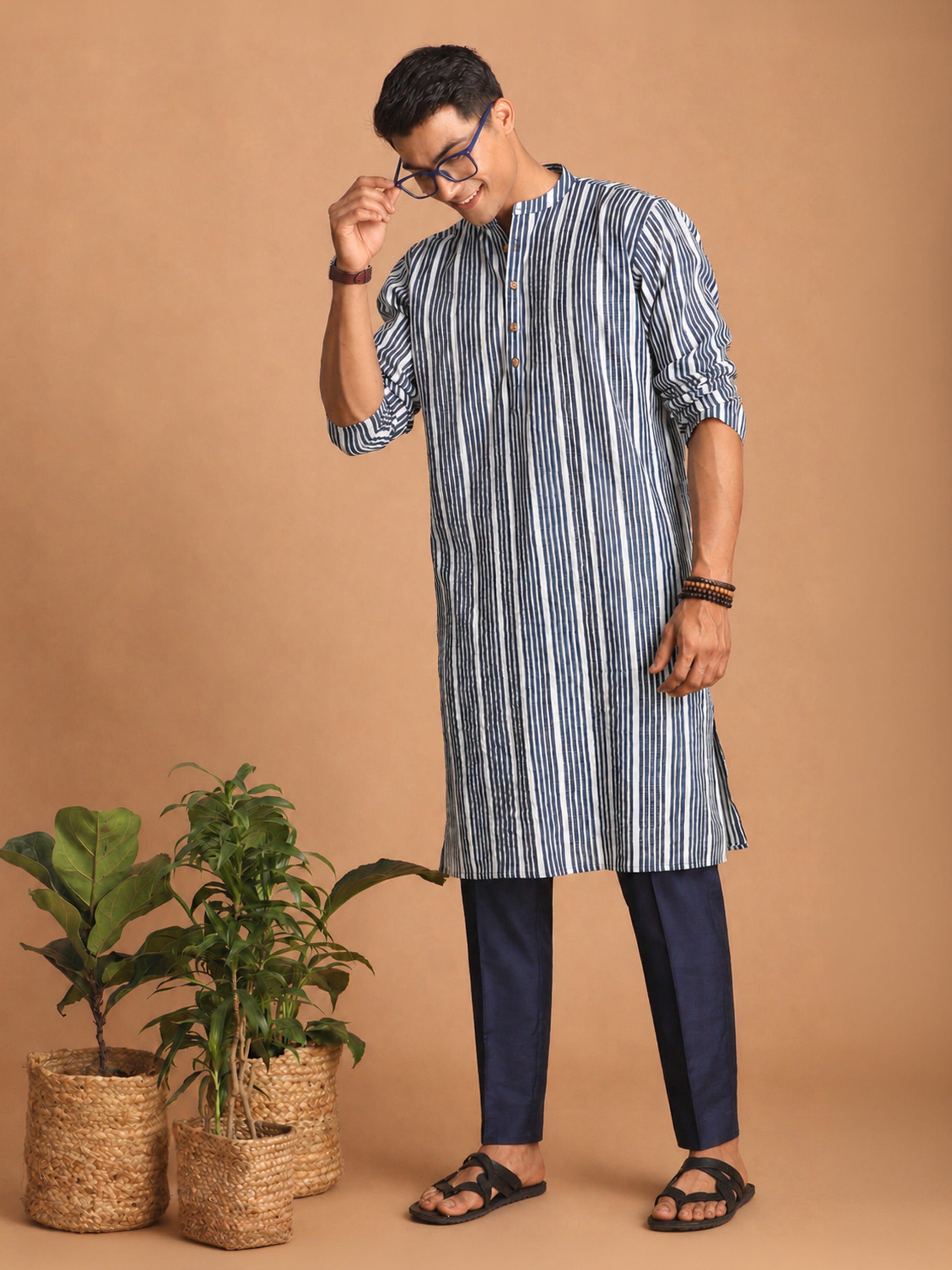 Men Blue Kantha Geometry & Indigo Print Cotton Kurta with Navy Blue Pant Set