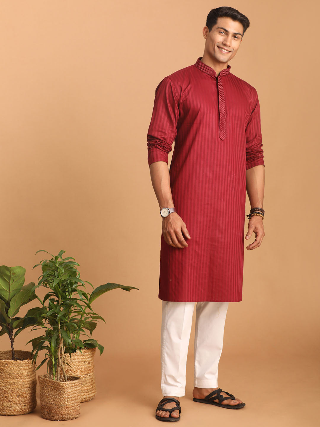 Men's Maroon Cotton Blend Solid Kurta With White Pant Set